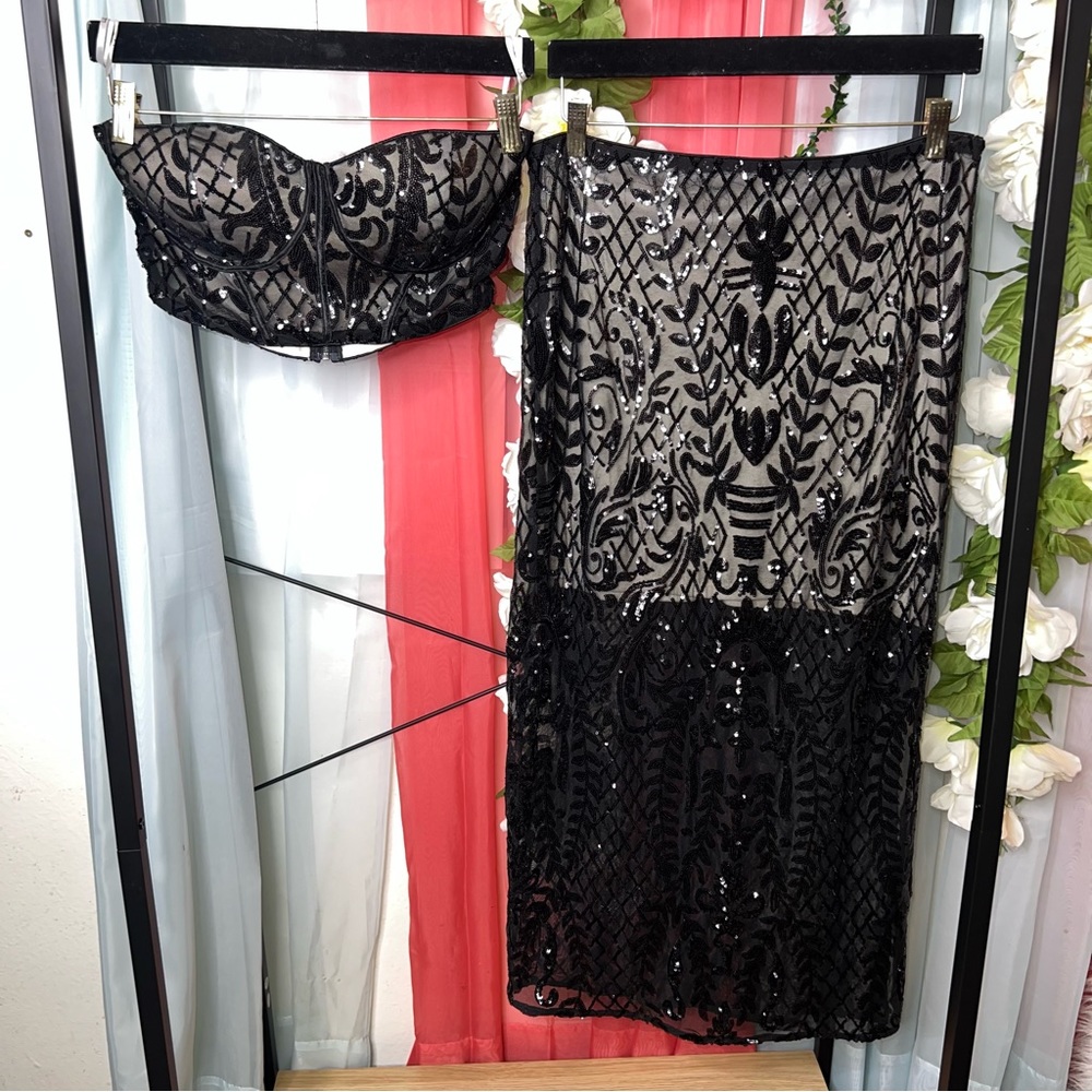 Lulu’s Crop Top with Matching Skirt